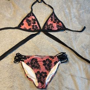 Victoria’s Secret bikini